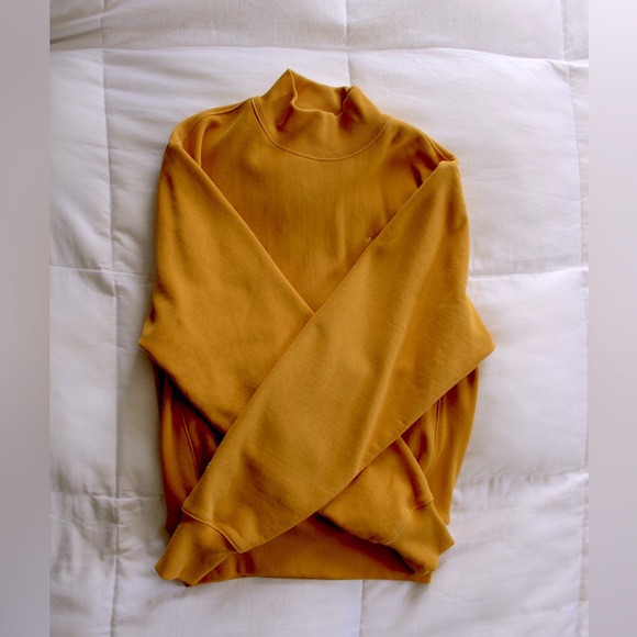 Champion Turtleneck Reverse Weave Sweatshirt (S) - Picture 2 of 5